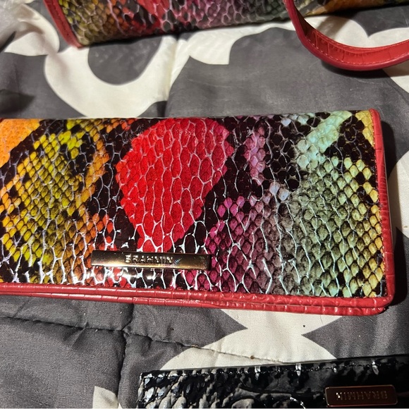 Brahmin ady snakeskin wallet - Picture 3 of 5